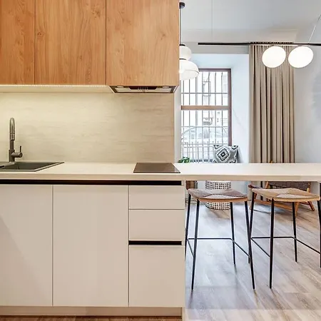 Apartment Domillion Modern Old Town Retreat So1b