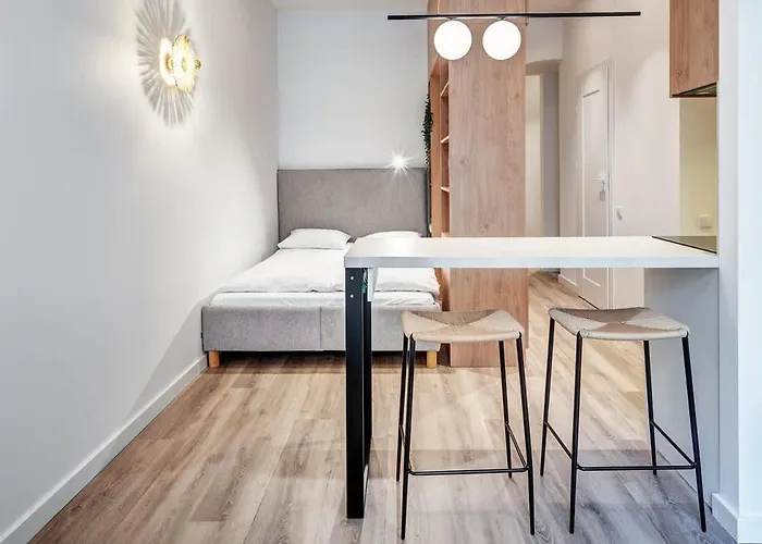 Domillion Modern Old Town Retreat So1b